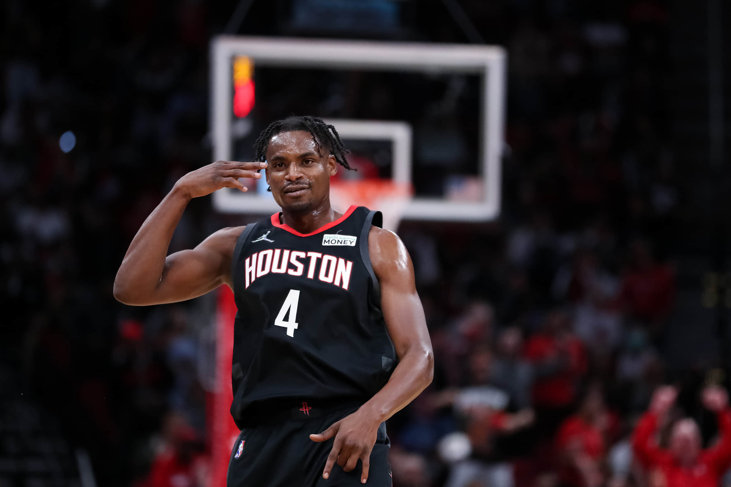 😳媒体人：有CBA球队有意前NBA球员丹纽尔-豪斯 已经提出了报价