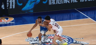 🏀CBA战报：皮特森28分&齐麟18分 史密斯37分 新疆112-98江苏